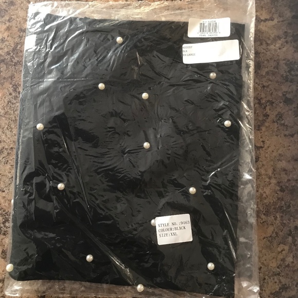 Brian Bailey Pearl Embellished Sweater - Picture 2 of 2